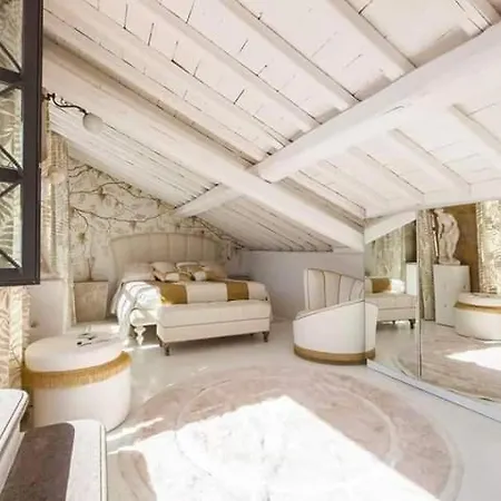 Realty Company Pantheon Apartament