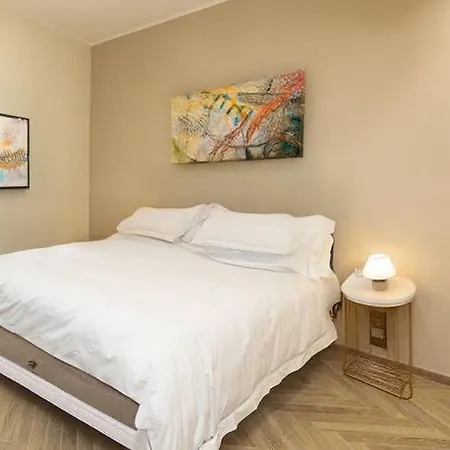 Realty Company Pantheon Apartament *